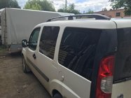 Fiat Doblo I 2005–2010 Svarta takrails Maxi-bas, plastfötter foto 5