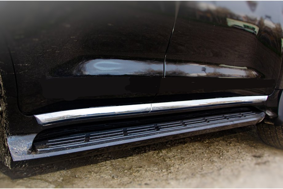 Toyota Land Cruiser 200 2007–2021 Sidosteg Exlusive (design 2021) Svart färg Image
