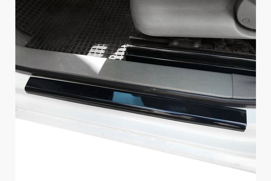Volkswagen Caddy 2010–2015 Instegsskydd till dörrtrösklar (ABS-plast) Image