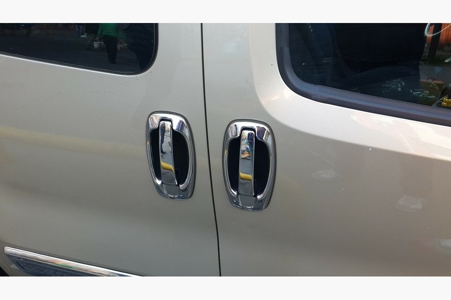 Peugeot Bipper 2008–2017 Dörrhandtagsskydd och inramning (8 st, rostfritt) Foto 4