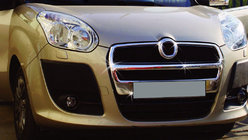Fiat Doblo II 2010–2022 Kromlister till grill (2010-2015, KOMPLETT, rostfritt) Carmos - turkiskt stål foto 1