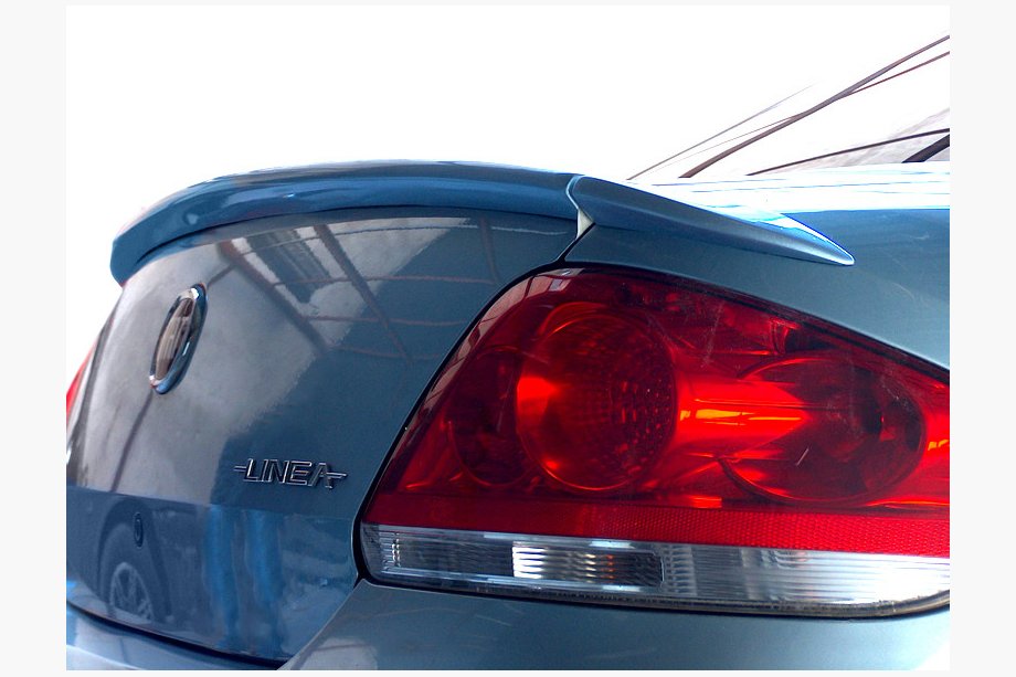 Fiat Linea 2006–2018 Spoiler i 3 delar (för lackering) Image