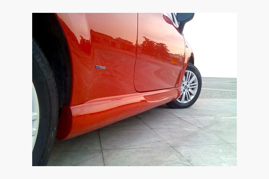 Fiat Punto Grande/EVO 2006–2018 Sidokjolar (för 3-dörrars, för lackering) Image