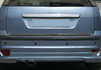 Ford Focus II 2005–2008 Kantlist till bagagelucka (HB, rostfritt stål) foto 2