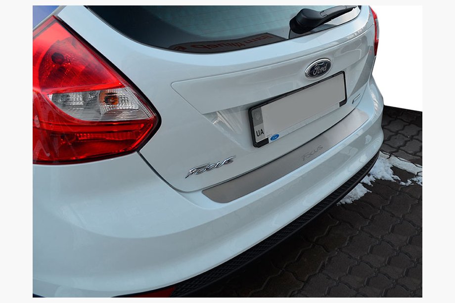 Ford Focus III 2011–2017 Natanika lastskydd för bakre stötfångare (rostfritt stål) Image