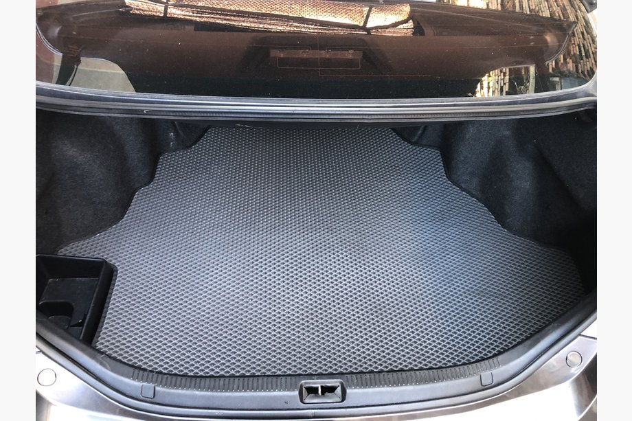 Toyota Camry 2006–2011 Bagagerumsmatta (EVA, svart) Image