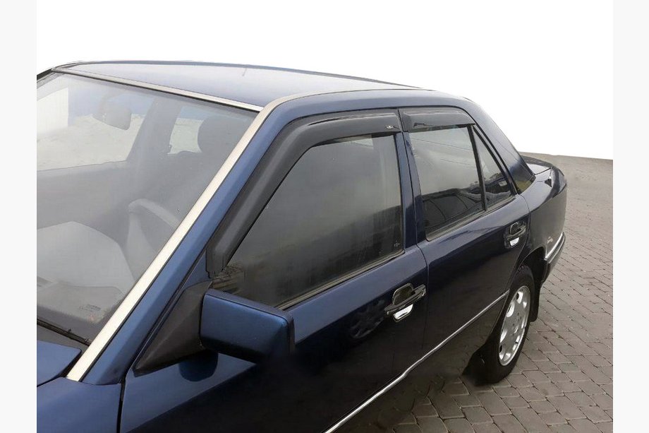 Mercedes E-class W124 1984–1997 Vindavvisare SD (4 st, Heko) Image