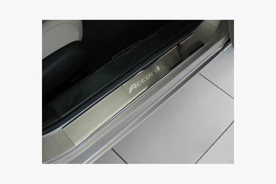 Honda Accord IX 2013–2017 Natanika Premium instegsskydd (4 st, rostfritt stål) Image