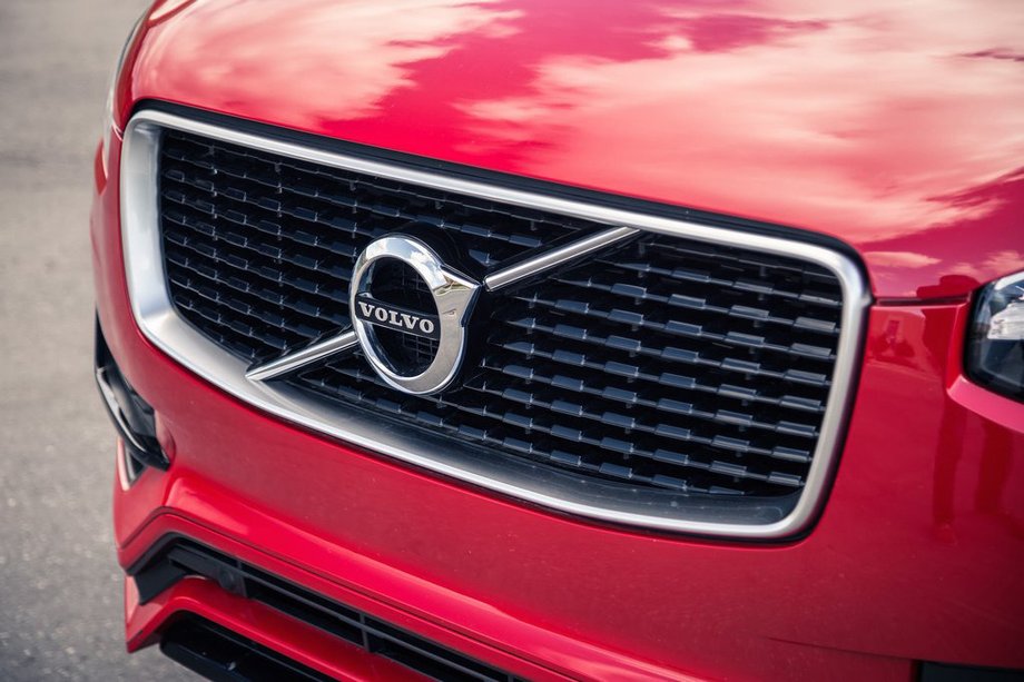Volvo XC90 2015– Framgrill Image