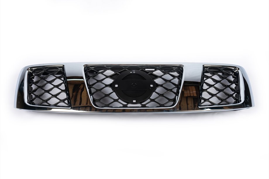 Nissan Patrol Y61 1997–2011 Frontgrill (2004-2008) Image