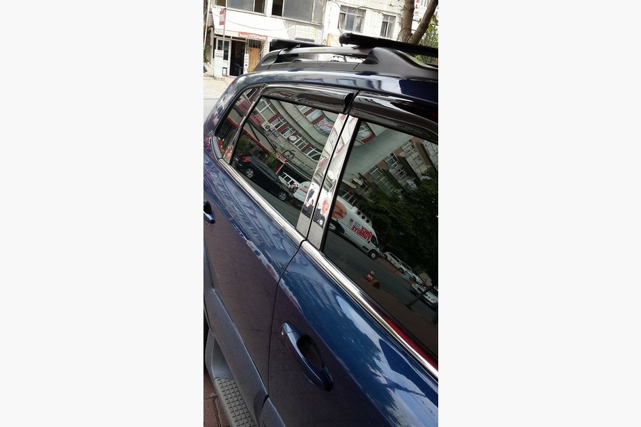 Hyundai Tucson JM 2004– Fönsterlist (4 st, rostfritt stål) Foto 5