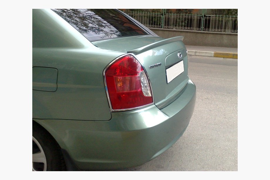 Hyundai Accent 2006–2010 Spoiler Meliset (för lackering) Foto 1