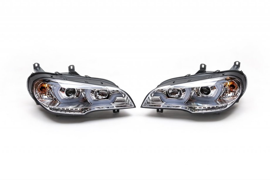 BMW X5 E70 2007–2013 Framstrålkastare (2 st, klara) Image