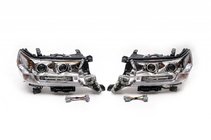 Toyota Land Cruiser 200 2007–2021 Framstrålkastare 2016+ (Standart) foto 2