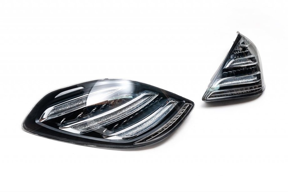 Mercedes S-class W222 2013–2022 Baklyktor (Black edition, 2 st) Image