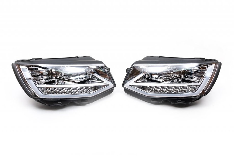 Volkswagen T6 2015–2024 Strålkastare fram med LED-ljus 2015-2019 (Silver, 2 st) Image