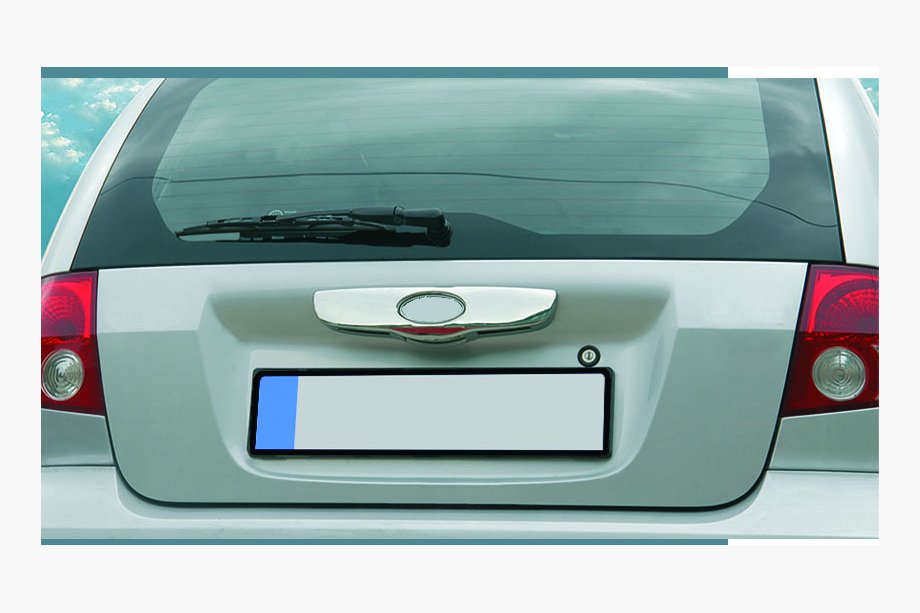 Hyundai Getz 2002– Kromlist ovanför registreringsskylten (2002-2006, rostfritt stål) Foto 4