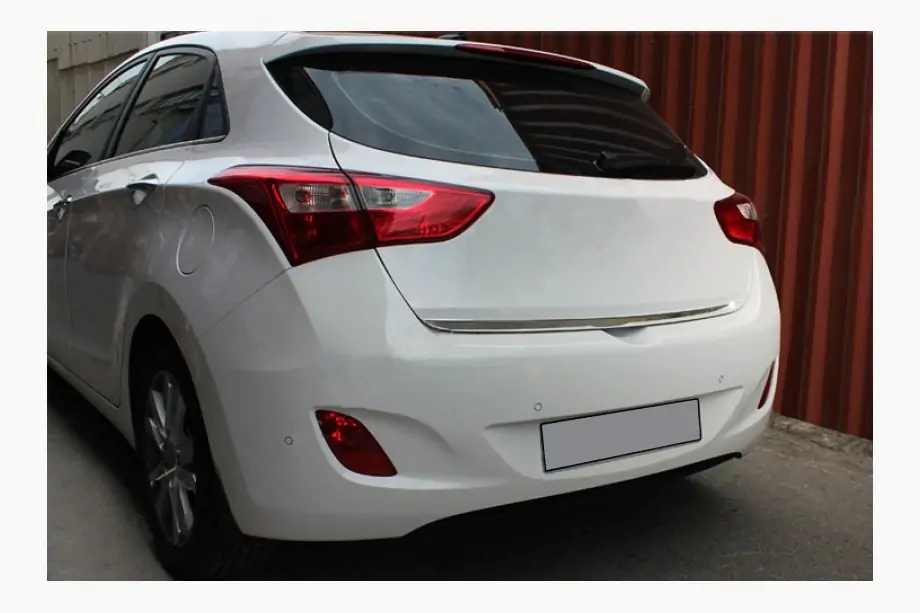 Hyundai I-30 2012–2017 Bakluckelist (HB, rostfritt stål) Image