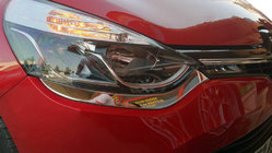 Renault Clio IV 2012–2019 Rostfria strålkastarramar (2 st) foto 1