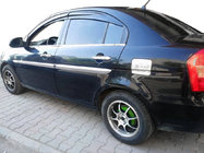 Hyundai Accent 2006–2010 Kromade handtagskåpor (4 st) Carmos - turkiskt stål foto 3