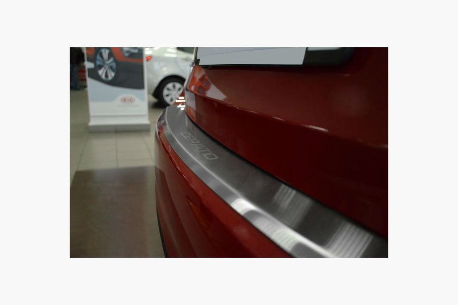 Kia Cerato 3 2013–2018 Bakre stötfångarskydd med kant Nataniko (rostfritt stål) Image