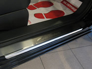 Kia Carens 1999–2012 Natanika Premium instegsskydd (4 st, rostfritt stål) foto 1