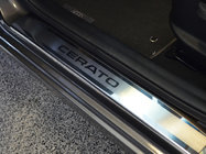 Kia Cerato 3 2013–2018 Instegslister Nataniko (4 st, rostfritt stål) Premium - 3M tejp, 0,8 mm foto 1