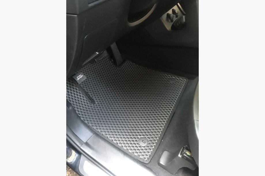 Hyundai Santa Fe 3 2012–2018 Golvmattor för 5 säten (EVA, svarta) Image