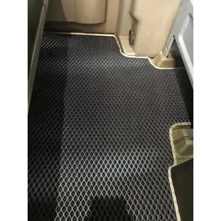 Golvmattor för 2:a raden för original last-/personutförande (EVA, svarta) Mercedes Sprinter W906 2006–2018 foto 1
