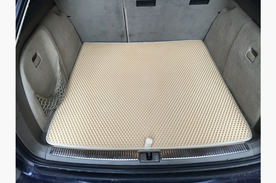 Audi A4 B7 2004–2008 EVA bagagerumsmatta (Sedan, beige) Image