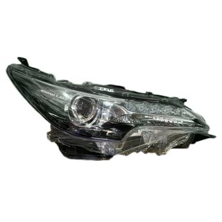 Framlyktor (2 st) Toyota Fortuner 2015– foto 1