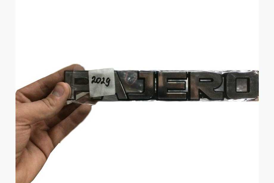 Mitsubishi Pajero Wagon IV 2006–2021 Textemblem 23 cm x 3,5 cm (Turkiet) Image