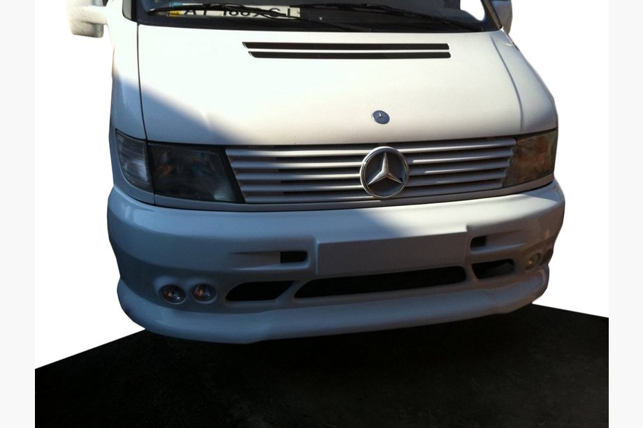 Mercedes Vito W638 1996–2003 Frontstötfångarinsats för 4 dimljus (för lackering) Image
