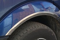 Mercedes Sprinter W906 2006–2018 Smala hjulhuslister (4 st, rostfritt stål) Carmos - turkiskt stål foto 3