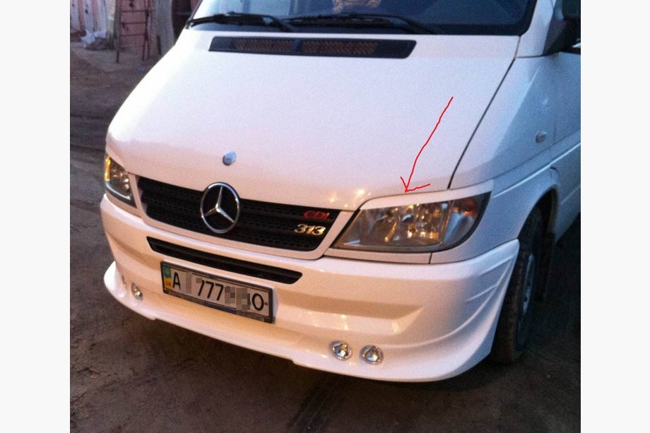 Mercedes Sprinter W901/902/903/904/905 1995–2006 Ögonlock till strålkastare (svart, ABS, 2000-2006) Foto 2