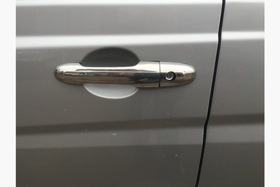 Mercedes Vito W639 2004–2014 Dörrhandtagsskydd (rostfritt stål) Foto 3
