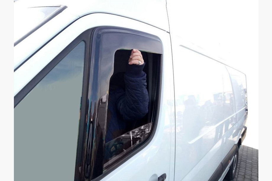 Mercedes Sprinter W901/902/903/904/905 1995–2006 Vindavvisare, L-formade (2 st, DDU) Image