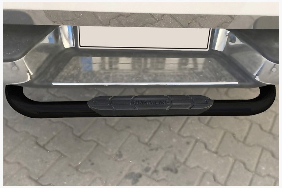 Mercedes X class 2017–2020 Bakre skyddsbåge Omsa (svart, 76 mm) Image