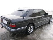 Mercedes E-class W124 1984–1997 Bakrutespoiler (glasfiber, för lackering) foto 1