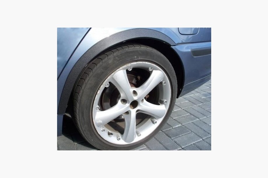 BMW 3-serie E46 1998–2006 Hjulhuslister (4 st, svarta) Image