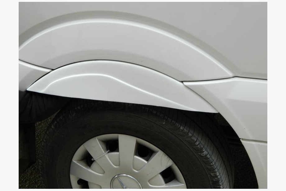 Mercedes Sprinter W906 2006–2018 Bakre hjulhuslister (för lackering) Image
