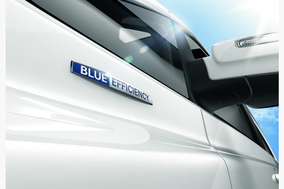 Mercedes GLK сlass X204 2008–2015 "Blue Efficiency"-text Image
