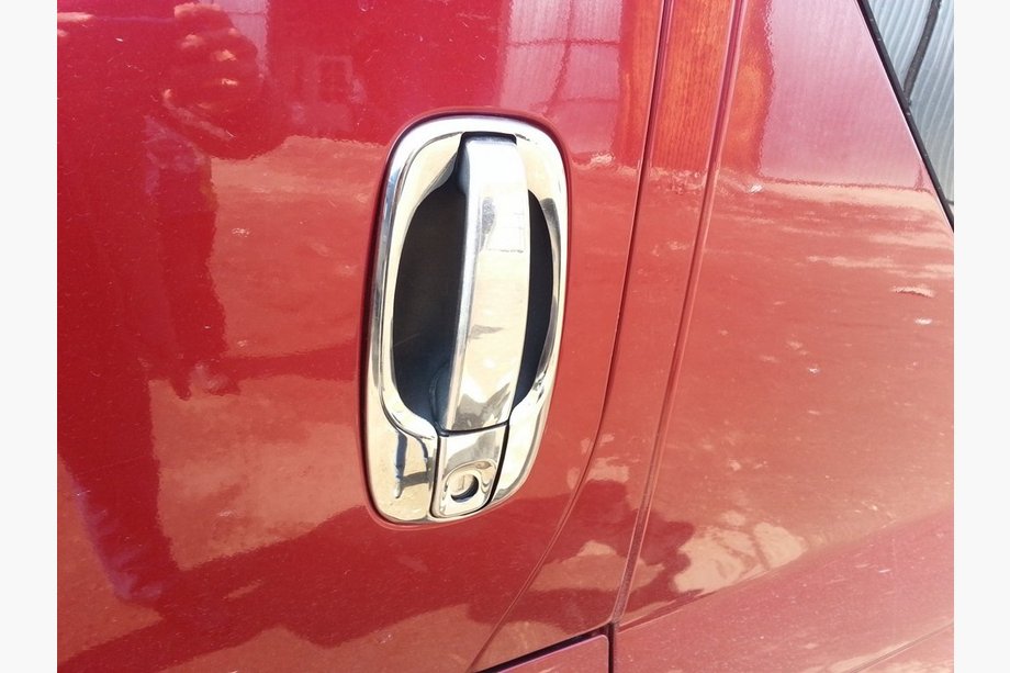 Opel Vivaro 2001–2015 Ramar runt dörrhandtag (4 st, rostfritt stål) Foto 3