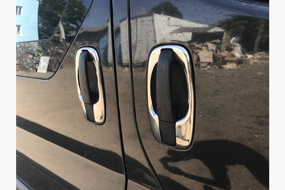 Opel Vivaro 2001–2015 Ramar runt dörrhandtag (4 st, rostfritt stål) Foto 1