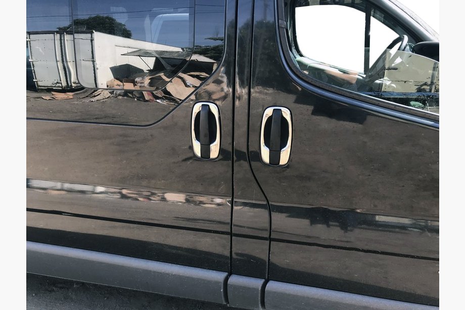 Renault Trafic 2001–2015 Ramar runt dörrhandtag (4 st, rostfritt stål) Image