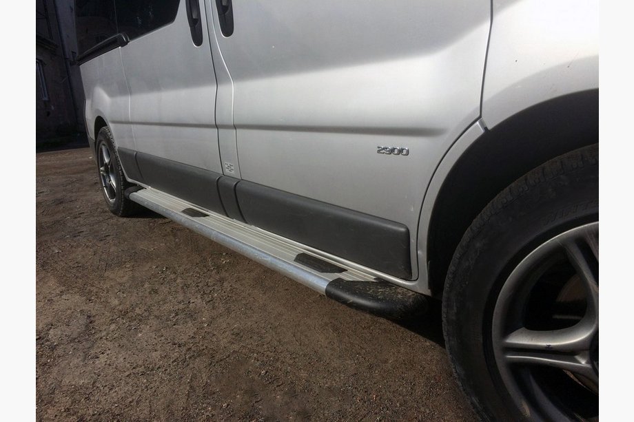 Renault Trafic 2001–2015 Sidosteg Bosphorus OLD Grey (2 st, aluminium) Image