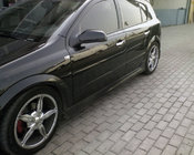 Opel Astra H 2004–2013 Sidokjolar HB (för lackering) foto 1