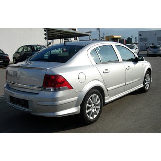 Bakre nedre diffusor Sedan (för lackering) Opel Astra H 2004–2013 foto 2