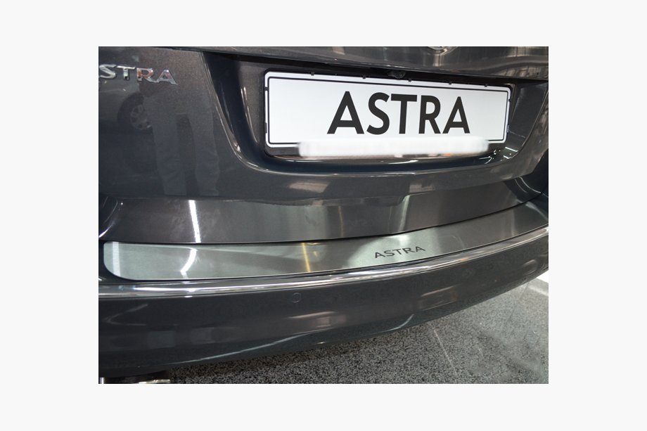 Opel Astra J 2009–2015 Natanika lastskydd för bakre stötfångare (rostfritt stål) Halvkombi, 2009-2015 Image
