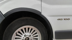 Renault Trafic 2001–2015 Hjulhuslister (4 st, svarta) 2001-2007, svart metall, fram + bak foto 2